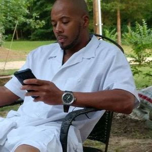 Meet your Posher, Lee